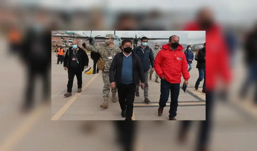 Guido Bellido llegó a Chumbivilcas acompañado por los ministros de Transporte, Justicia y Energía y Minas. Foto: PCM. Guido Bellido llegó a Chumbivilcas acompañado por los ministros de Transporte, Justicia y Energía y Minas. Foto: PCM.