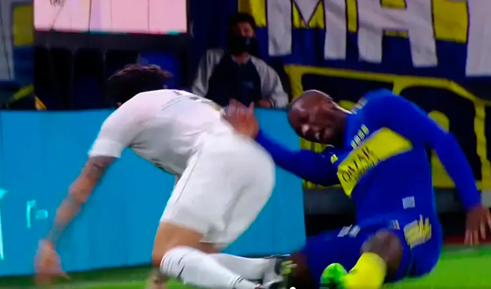 Luis Advíncula salió lesionado del partido Boca-Racing y encendió las alarmas en la selección peruana. Foto: captura ESPN