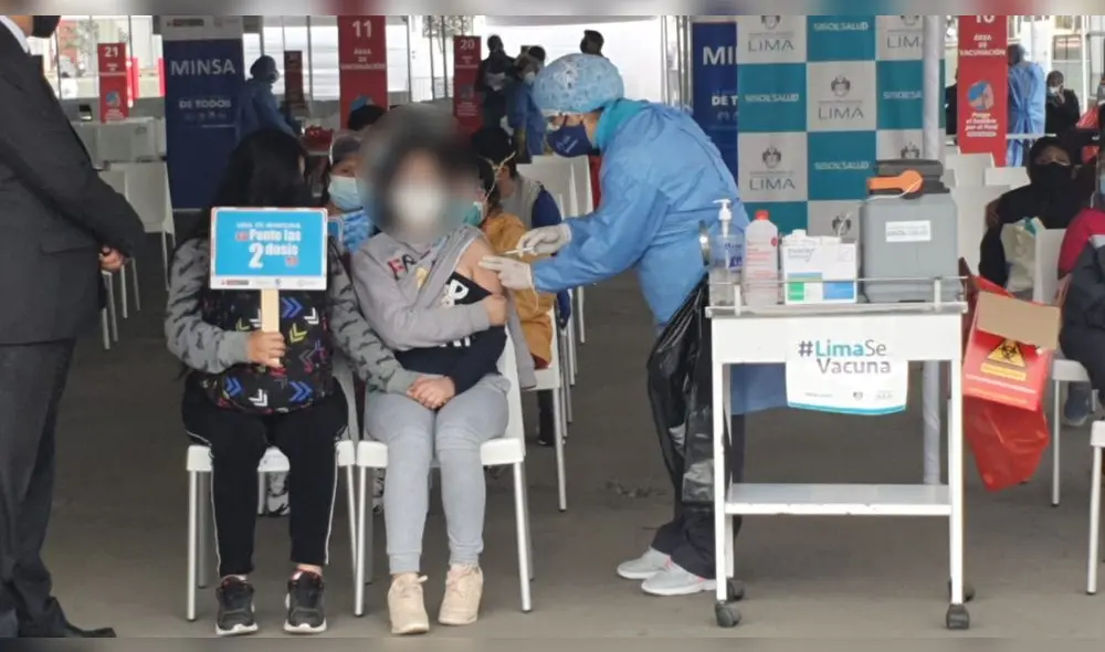 El Ministerio de Salud solo inocula a adolescentes entre 12 y 17 años con enfermedades prexistentes. Foto: La República