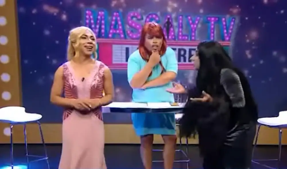 Dayanita y Danny Rosales imitan a Allison Pastor y Gisela Valcárcel en sketch de JB en ATV. Foto: captura de Latina