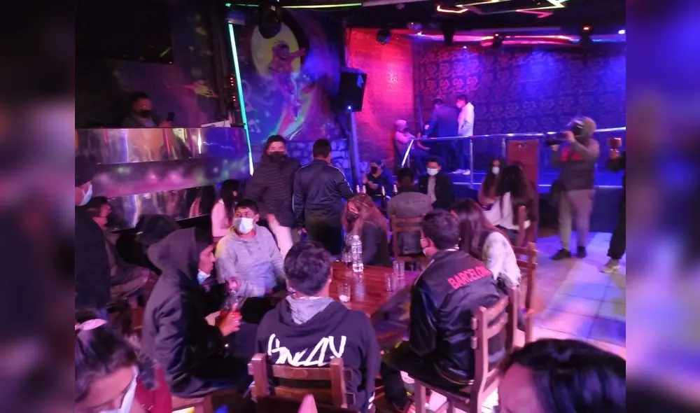 Los infractores consumían alcohol al interior de la discoteca. Foto: referencial/PNP