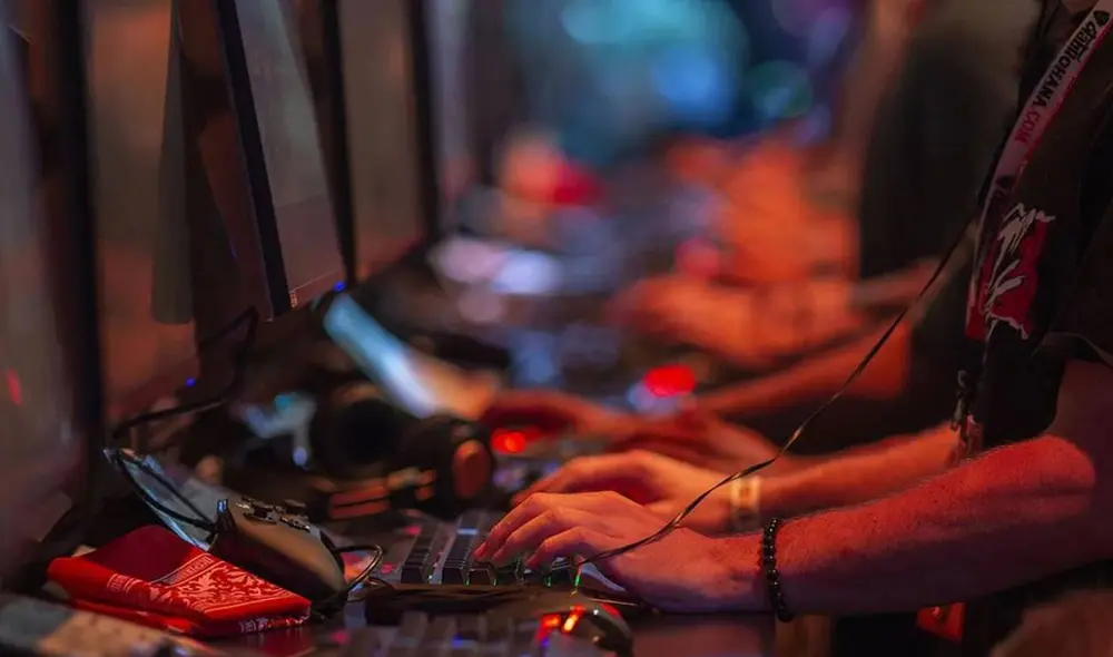 En China llaman a los videojuegos el "opio espiritual" para la juventud. Foto: El Economista