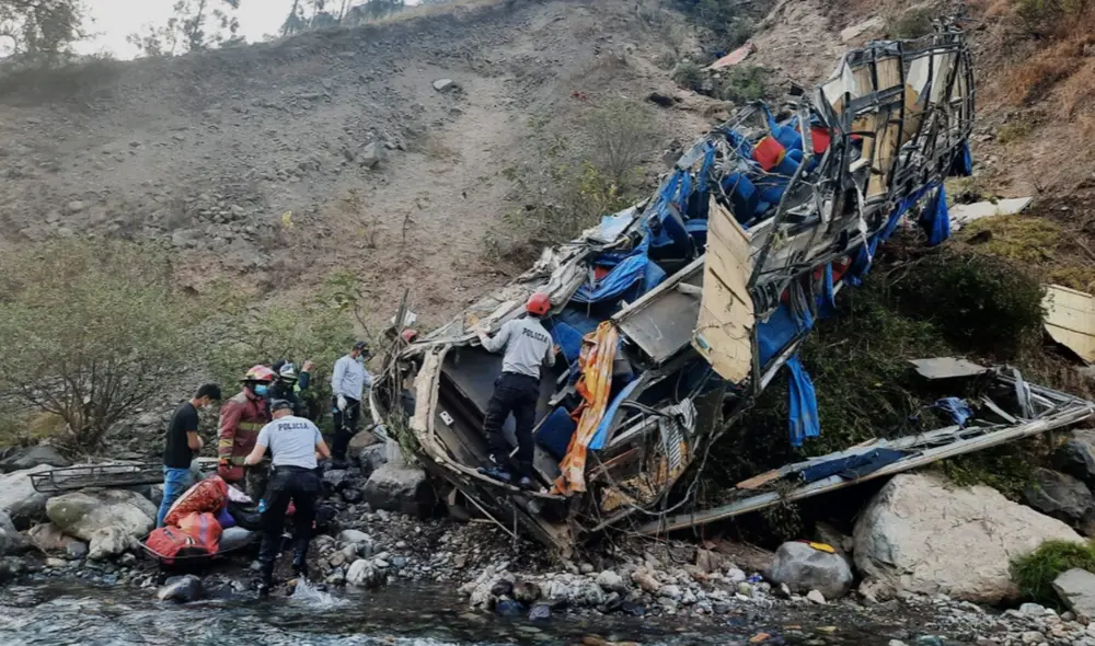 Entre los más de 30 fallecidos hay menores de edad de edad. Foto: PNP