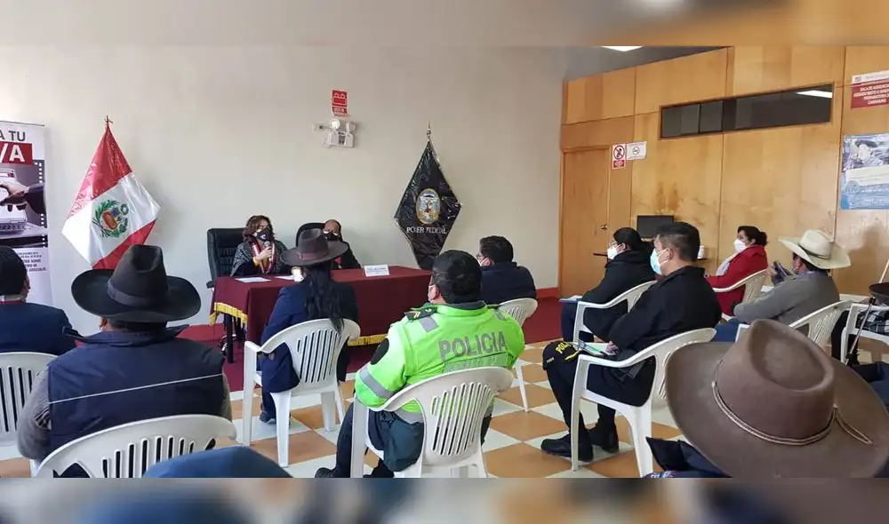 Presidente del Poder Judicial se reunió con autoridades y ciudadanos de Candarave. Foto: La República Presidente del Poder Judicial se reunió con autoridades y ciudadanos de Candarave. Foto: La República