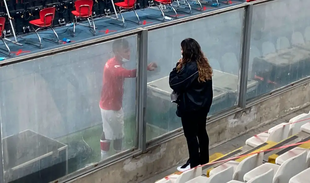 Renato Tapia puso el 1-0 transitorio en el Perú-Uruguay por las eliminatorias. Foto: Movistar Deportes Renato Tapia puso el 1-0 transitorio en el Perú-Uruguay por las eliminatorias. Foto: Movistar Deportes