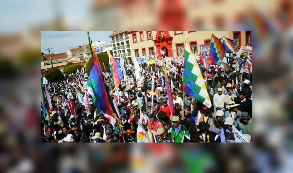 La wiphala está presente en protestas o actos de solidaridad entre pueblos. Foto: archivo/La República