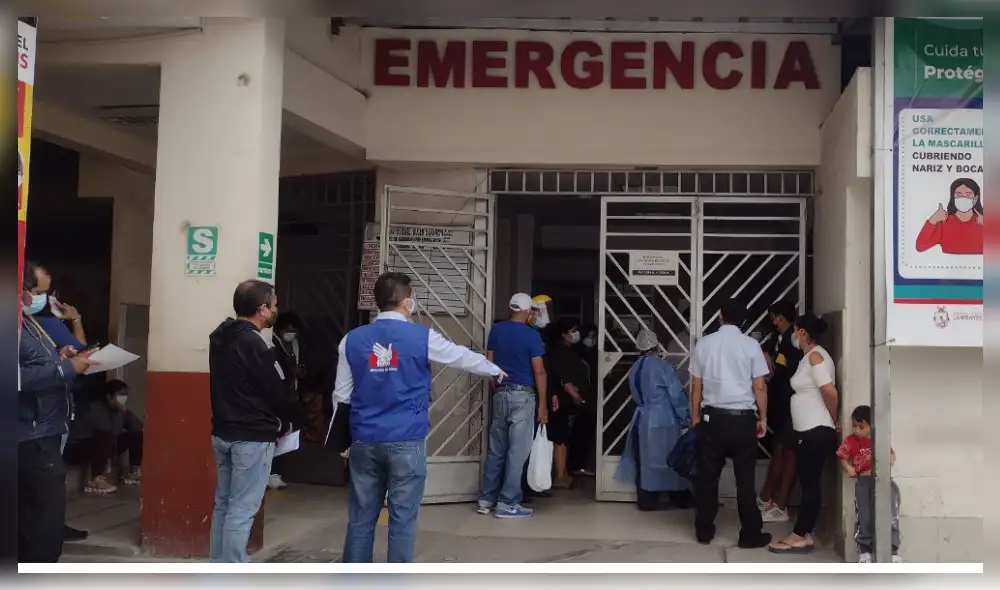 Los especialistas de la Defensoría del Pueblo comprobaron el hacinamiento del servicio de emergencia del Hospital Las Mercedes. Foto: Defensoría Los especialistas de la Defensoría del Pueblo comprobaron el hacinamiento del servicio de emergencia del Hospital Las Mercedes. Foto: Defensoría