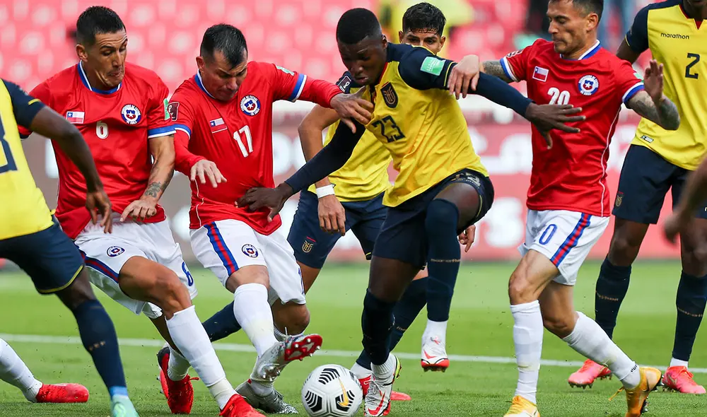 El Estadio Rodrigo Paz Delgado será el escenario donde Chile enfrentará a Ecuador por las eliminatorias. Foto: AFP