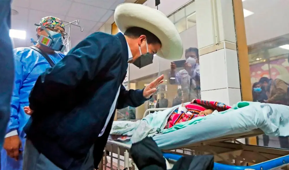 El presidente estuvo acompañado del ministro de Salud. Foto: Presidencia El presidente estuvo acompañado del ministro de Salud. Foto: Presidencia