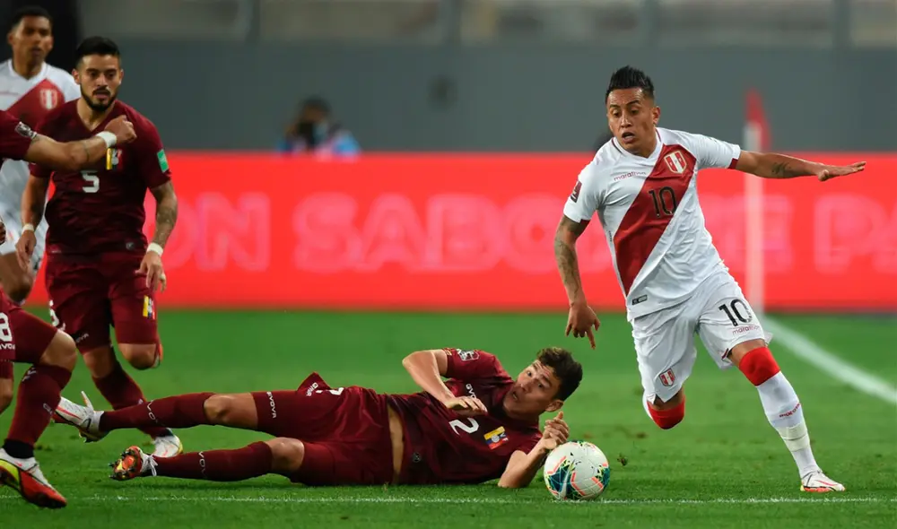 Perú logro su primer triunfo como local en eliminatorias ante Venezuela. Foto: EFE