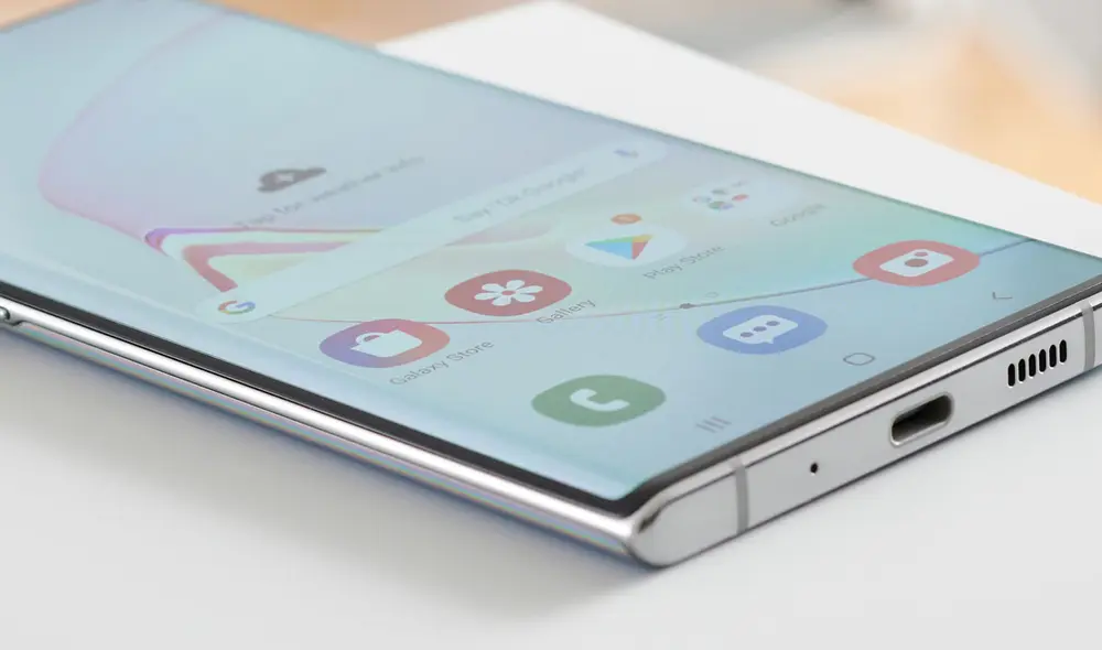 En la actualidad, hay muchos smartphones que presentan bordes curvos. Foto: TechRadar