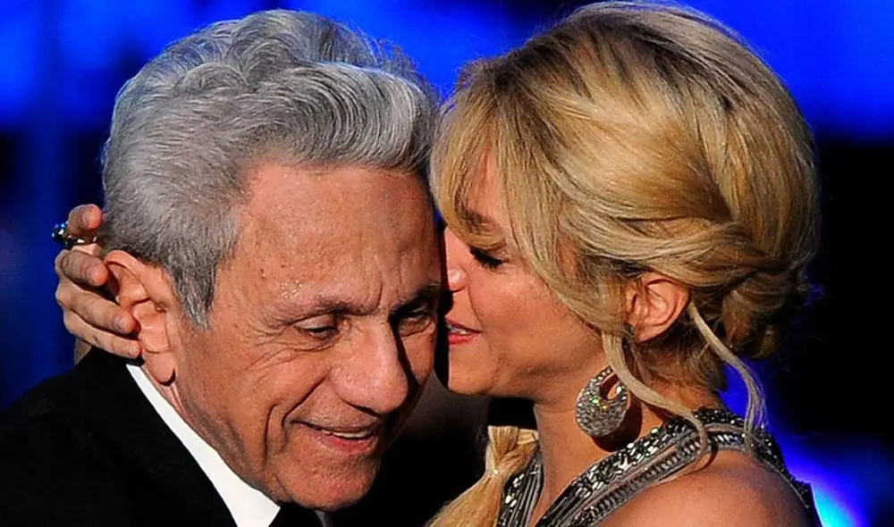 Shakira y su padre William Mebarak han demostrado con los años que son muy unidos. Foto: AFP Shakira y su padre William Mebarak han demostrado con los años que son muy unidos. Foto: AFP