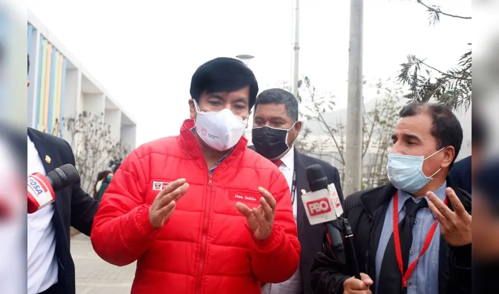 Cadillo indicó que “en algún momento” se pondrá en agenda en las sesiones del Consejo de Ministros mejorar los mecanismos de seguridad e inteligencia del recinto. Foto: Carlos Contreras/La República