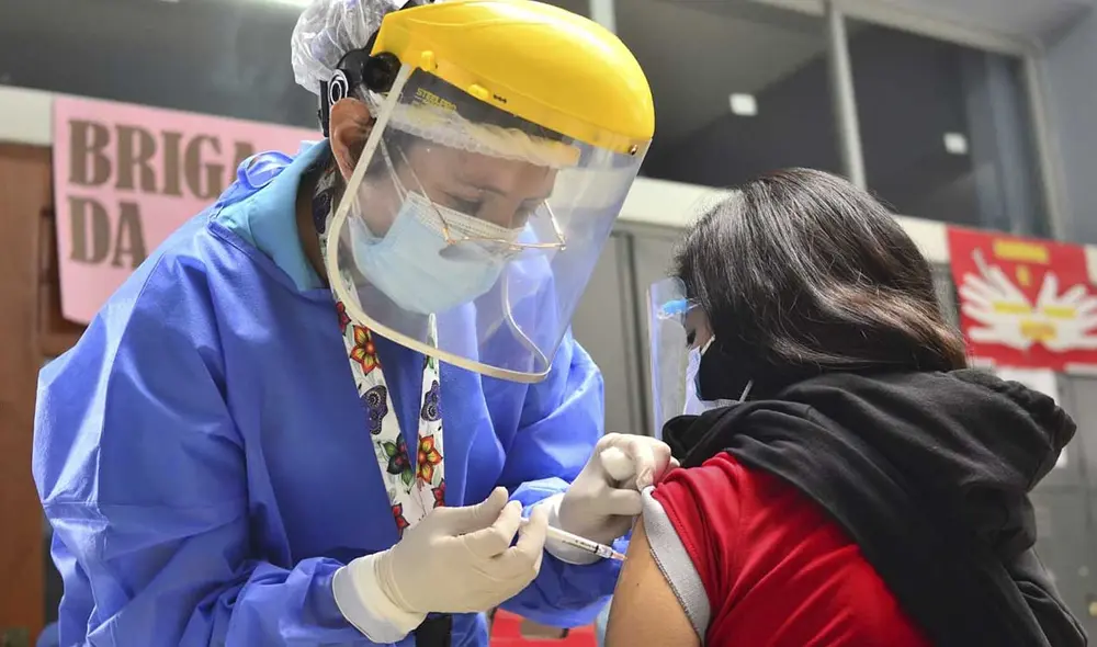 En Tacna, vacunación avanza rápidamente. Foto: Diresa Tacna En Tacna, vacunación avanza rápidamente. Foto: Diresa Tacna