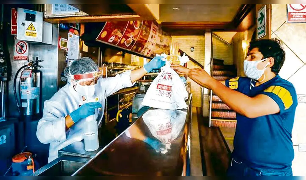 Dark kitchen. En esta época de cuarentena predominó la entrega de comida a domicilio.