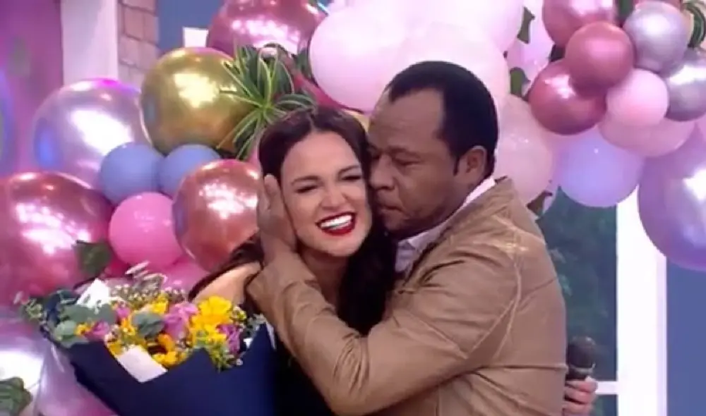 Angie Ariaga está a pocos meses de cumplir un año de relación con Jota Benz. Foto: captura América TV Angie Ariaga está a pocos meses de cumplir un año de relación con Jota Benz. Foto: captura América TV