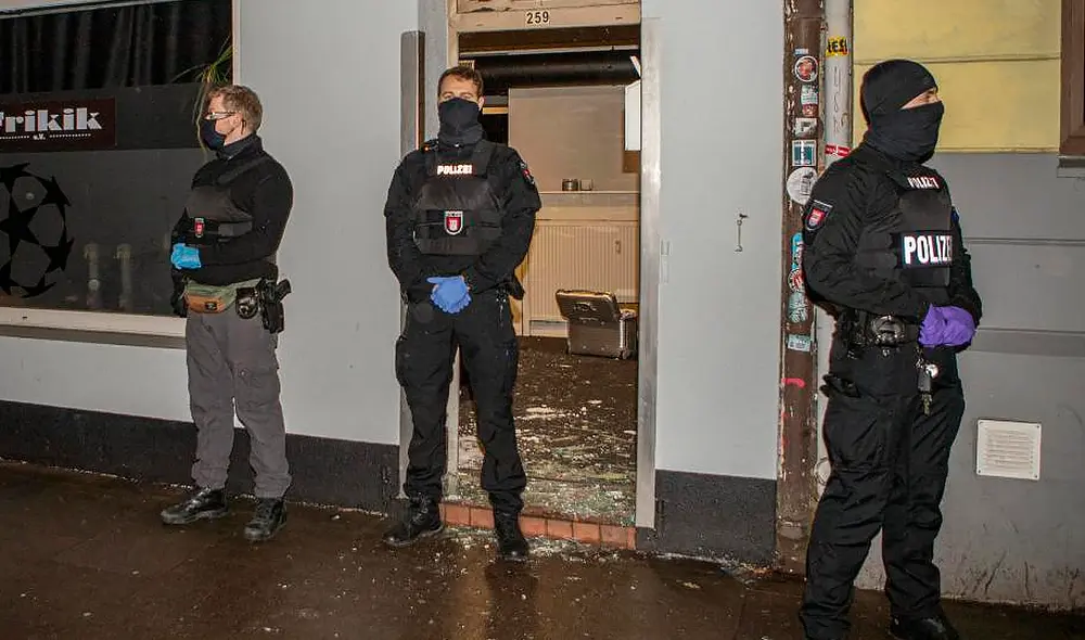 Quedaron sorprendidos con las llamadas y con lo que hallaron en la casa, señalaron los policías. Foto: referencial/Denis Fengler