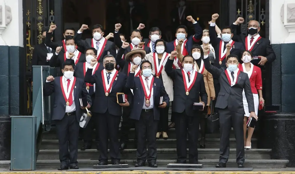 Congresista de Perú Libre siguen firmes en proponer una Asamblea Constituyente. Foto: Marco Cotrina/La República