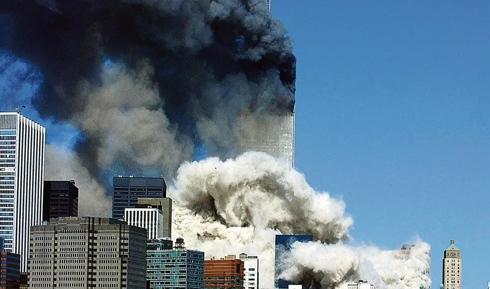 La torre sur del WTC se desplomó a las 9.59 a. m. en tan solo 10 segundos. Foto: AFP