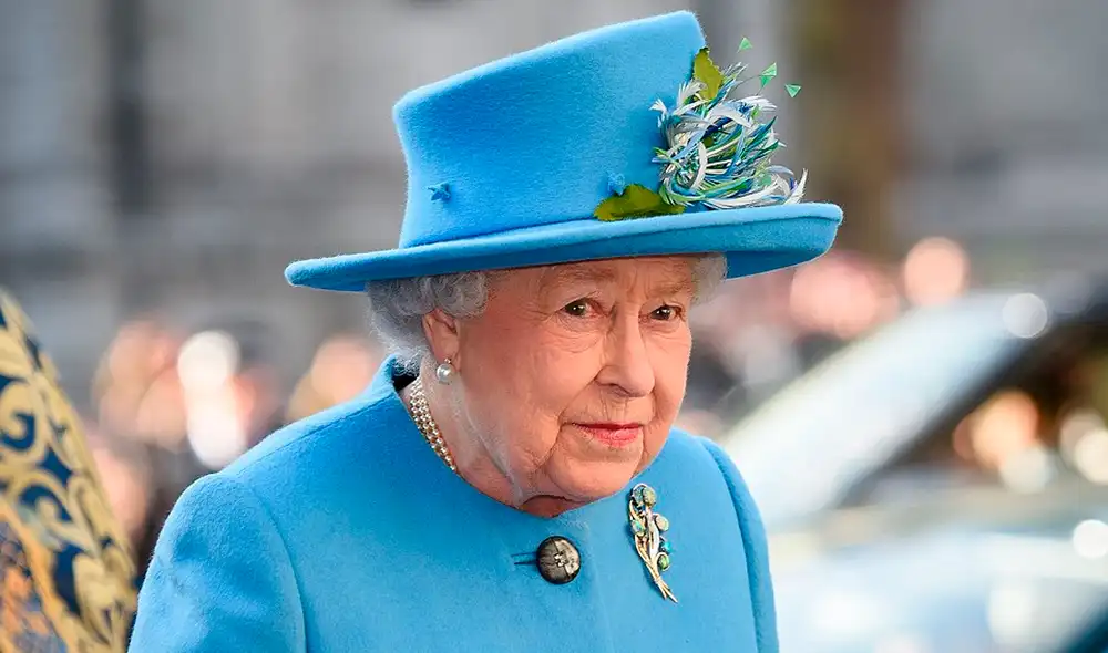 “Tengo en el pensamiento y en mis oraciones a las víctimas", expresó la soberana. Foto: AFP “Tengo en el pensamiento y en mis oraciones a las víctimas", expresó la soberana. Foto: AFP