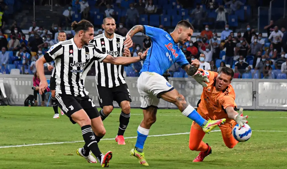 Matteo Politano había puesto el 1-1 parcial tras un mal rechazo de Scieszny. Foto: EFE