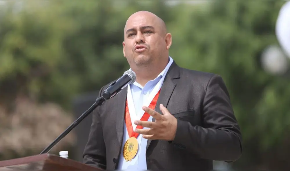 Rony Olivera Morales, principal autoridad del distrito de La Victoria. Foto: Clinton Medina