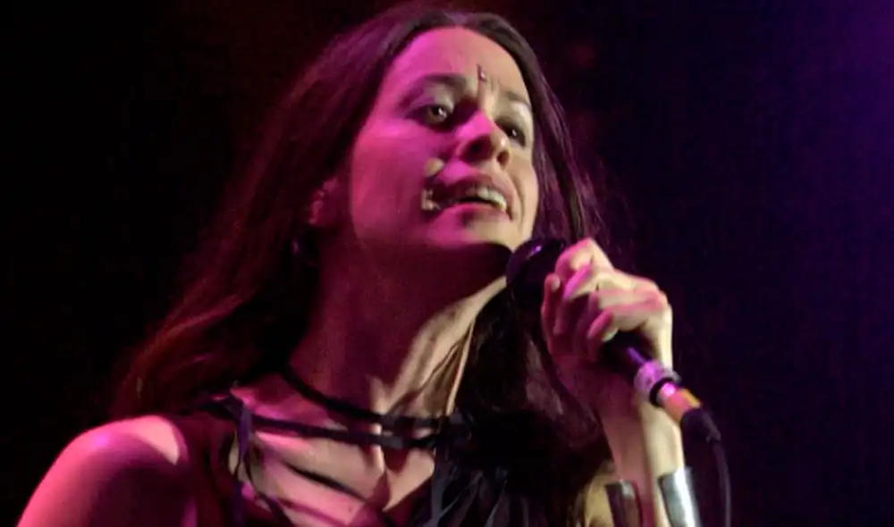 La estrella del pop Alanis Morissette dijo que sufrió presión mediática para que no hiciera público el hecho de violencia. Foto: cortesía/Martial Trezzini/GLR La estrella del pop Alanis Morissette dijo que sufrió presión mediática para que no hiciera público el hecho de violencia. Foto: cortesía/Martial Trezzini/GLR