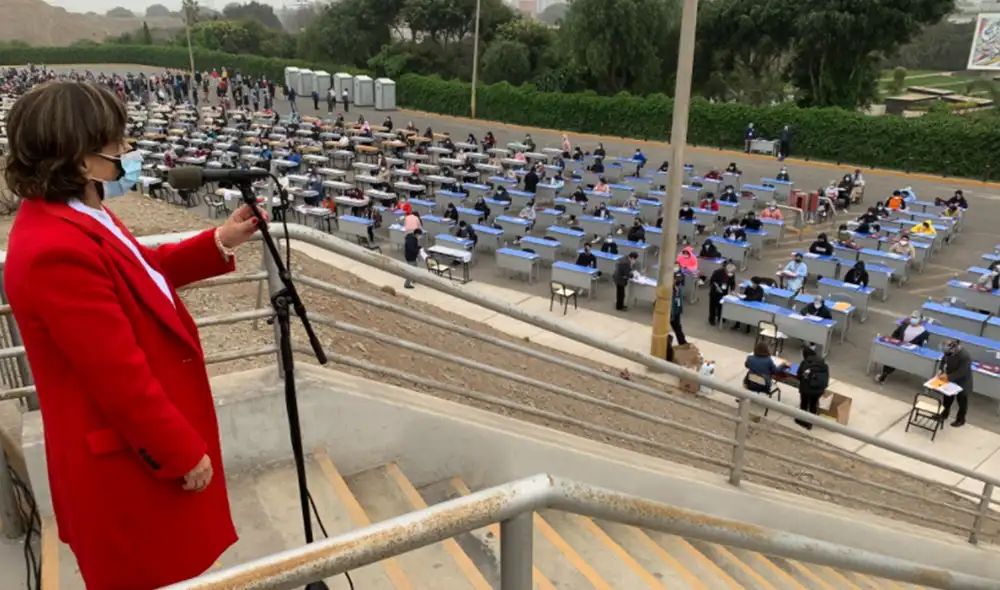 Rectora indicó que el primer examen presencial en la UNMSM marcó un hito histórico. Foto: UNMSM Rectora indicó que el primer examen presencial en la UNMSM marcó un hito histórico. Foto: UNMSM