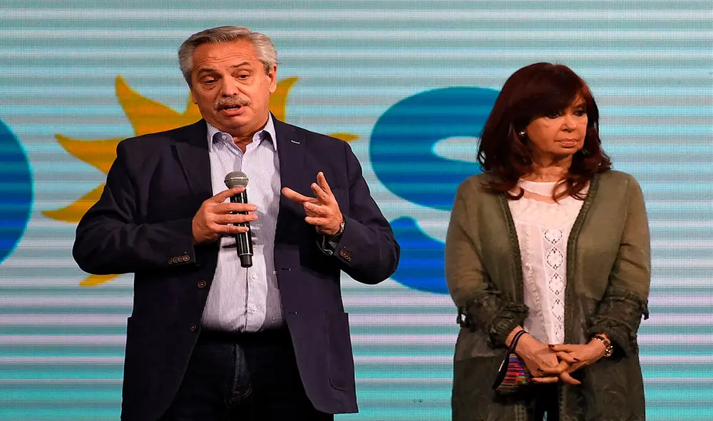 Alberto y Cristina Fernández dieron la cara tras el revés electoral en las PASO. Foto: AFP Alberto y Cristina Fernández dieron la cara tras el revés electoral en las PASO. Foto: AFP