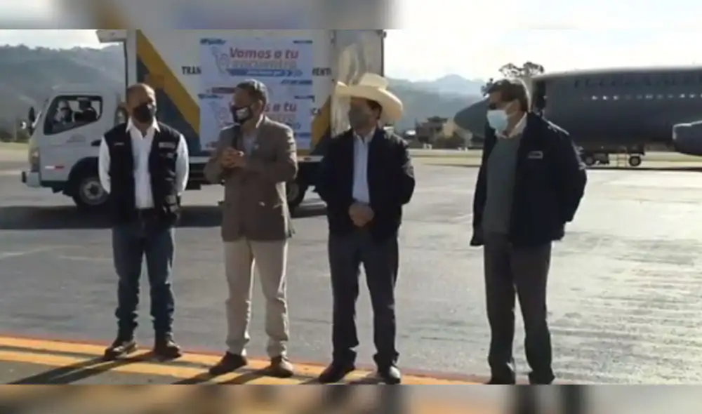 Presidente supervisó entrega desde el aeropuerto Armando Revoredo de Cajamarca. Foto: captura/Presidencia del Perú