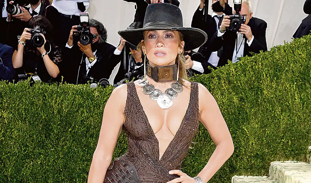 Jennifer López. En atuendo cowboy de Ralph Lauren. Foto: AFP
