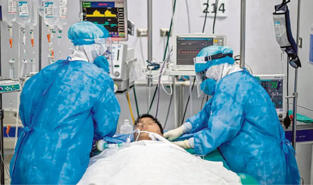 Jorge Bazán resaltó la importancia de mejorar el sistema hospitalario para atender a menores de edad. Foto: El Búho