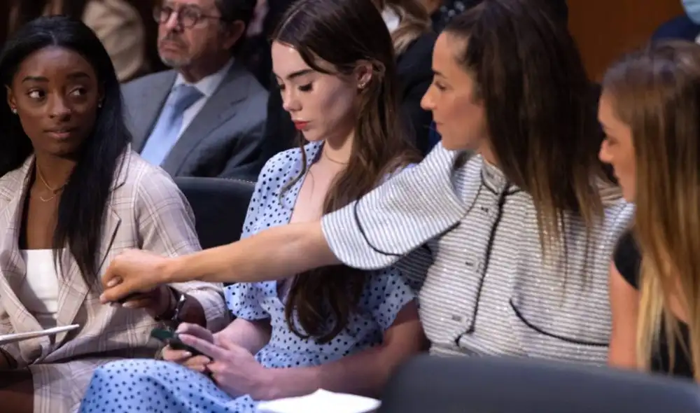 De acuerdo a The New York Times, el director del FBI, Christopher A. Wray, pidió disculpas por el mal manejo del caso Nassar y afirmó que uno de los agentes que formó parte de la investigación fue despedido. Foto: AFP