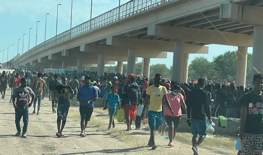 El gobernador de Texas ordenó el cierre de seis puntos en la frontera con México. Foto: Twitter/Tony Gonzales