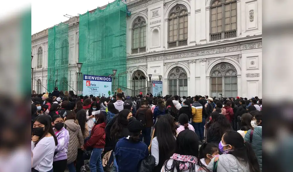 Personal de seguridad estuvo ausente. Foto: @LimaAntigua/Twitter Personal de seguridad estuvo ausente. Foto: @LimaAntigua/Twitter