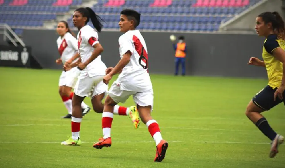 Perú vs. Ecuador juegan en el Estadio Banco Guayaquil. Foto: FPF Perú vs. Ecuador juegan en el Estadio Banco Guayaquil. Foto: FPF