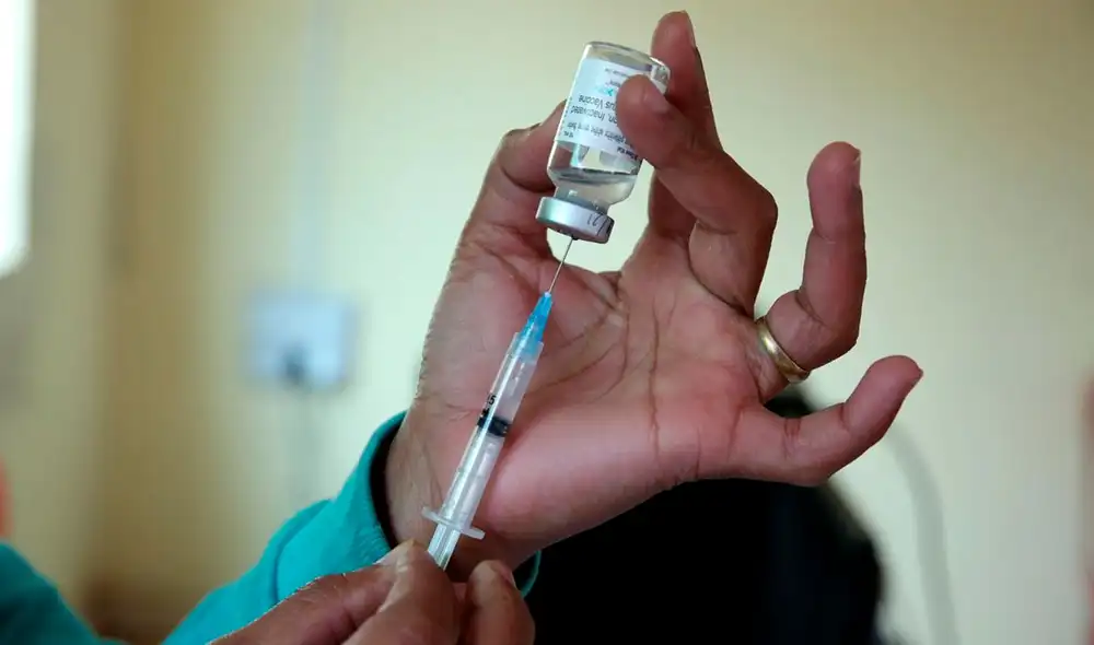 El programa indicó que solo dispondrá de 1.400 millones, lo que ha hecho que reduzca su objetivo de garantizar la inmunización del 40% de la población más pobre del mundo. Foto: EFE El programa indicó que solo dispondrá de 1.400 millones, lo que ha hecho que reduzca su objetivo de garantizar la inmunización del 40% de la población más pobre del mundo. Foto: EFE