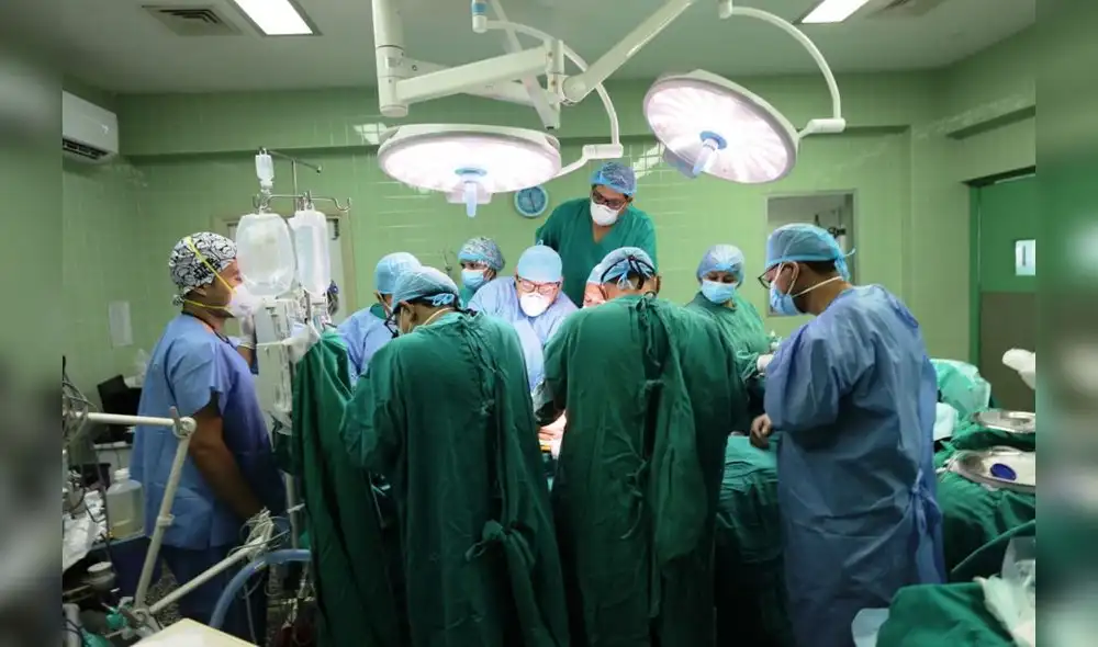 Entre marzo del 2020 y julio de este año, se realizaron 51 operativos de procura de donantes multiorgánicos fallecidos. Foto: EsSalud Entre marzo del 2020 y julio de este año, se realizaron 51 operativos de procura de donantes multiorgánicos fallecidos. Foto: EsSalud