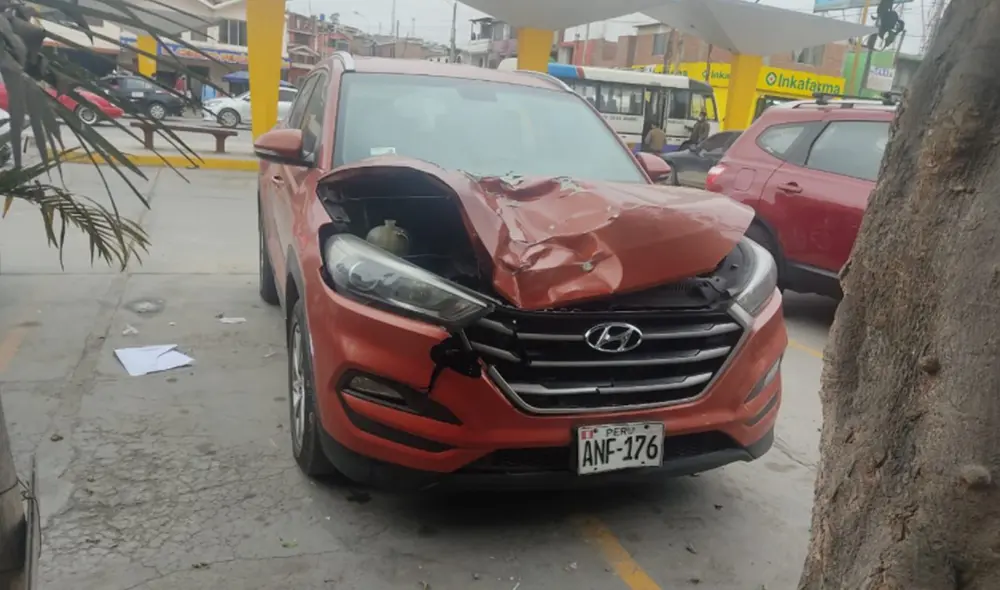 El vehículo del conductor implicado fue llevado por la Policía a la comisaría. Foto: WhatsApp La República