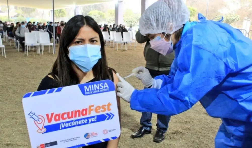 Vacunación en Perú se encuentra en los grupos etarios de 25 años a más. Foto: Minsa Vacunación en Perú se encuentra en los grupos etarios de 25 años a más. Foto: Minsa