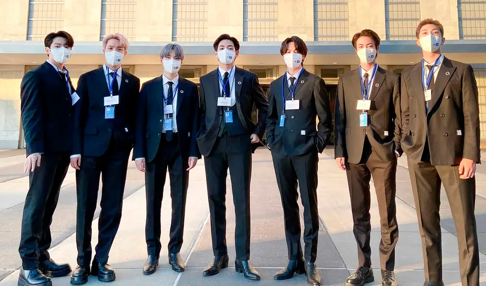 Los miembros de BTS posan en exteriores de la sede de la ONU. Foto: BIGHIT/Twitter | Video: ONU/Unicef