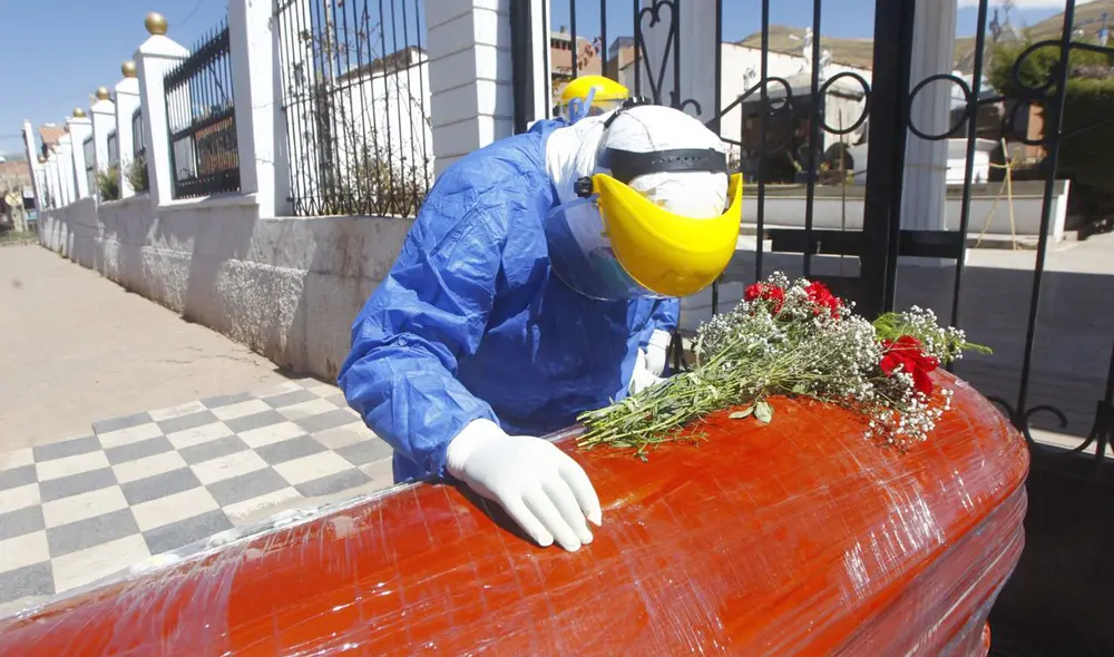 En pandemia. Muertes por coronavirus no se habrían registrado en Puno por temor de familiares de que fueran aislados.