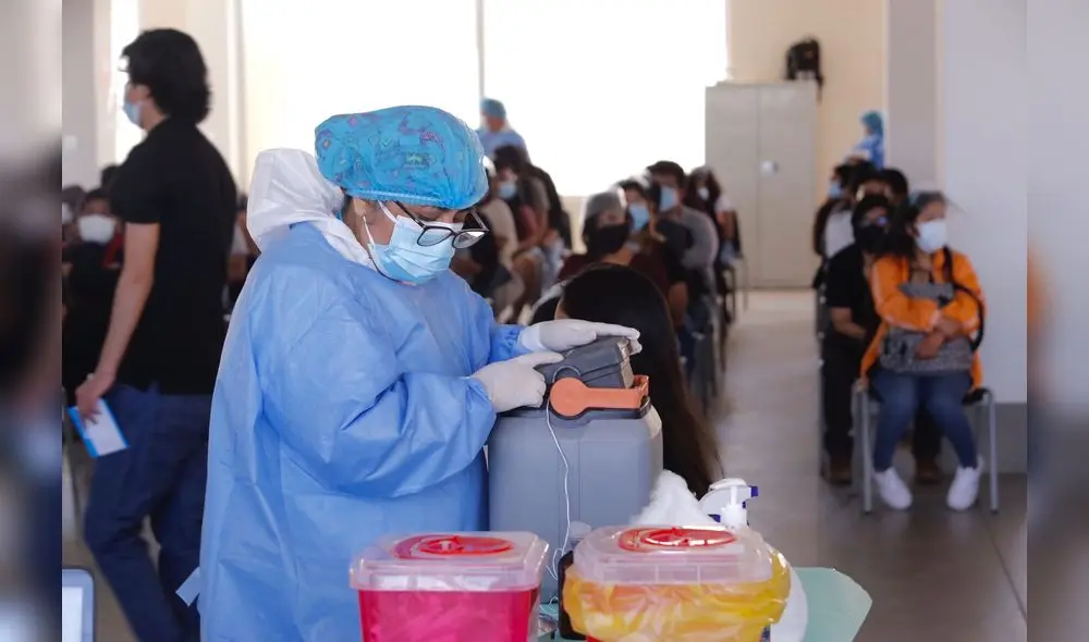 Logro. Jóvenes fueron mayoritariamente a vacunación.