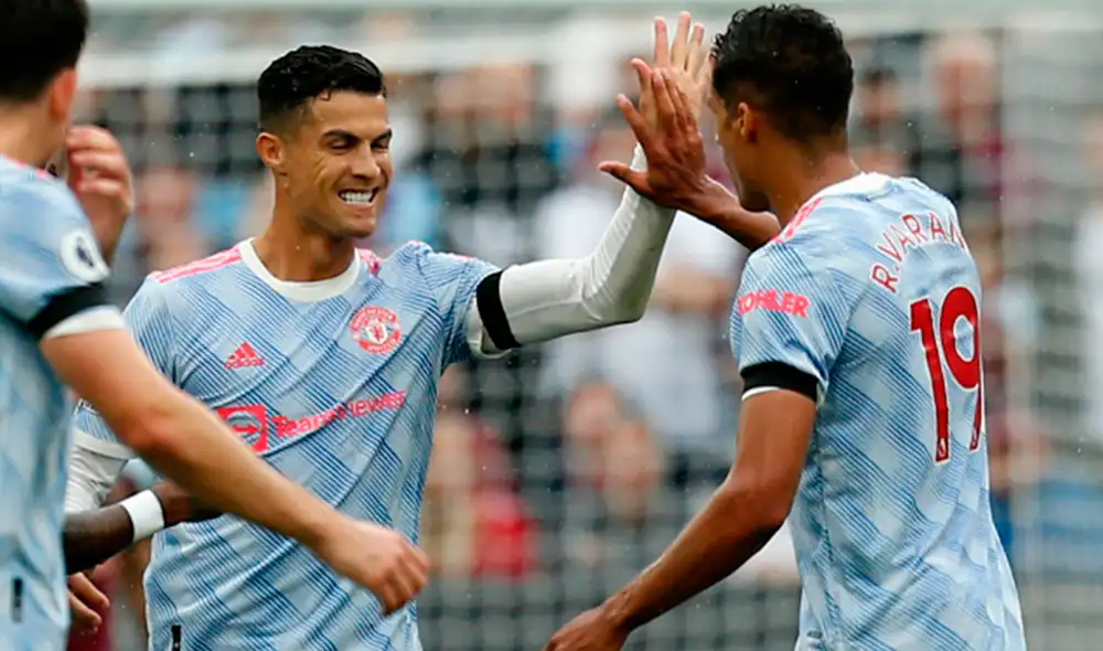 Raphael Varane fichó por el Manchester United esta temporada junto a Cristiano Ronaldo. Foto: AFP Raphael Varane fichó por el Manchester United esta temporada junto a Cristiano Ronaldo. Foto: AFP