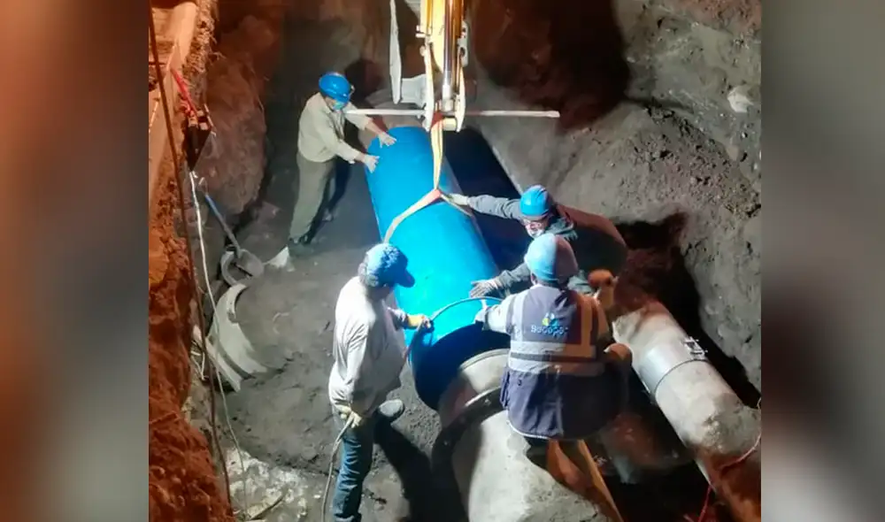 Trabajos de reparación se realizan desde la noche del último miércoles. Foto: Sedapar