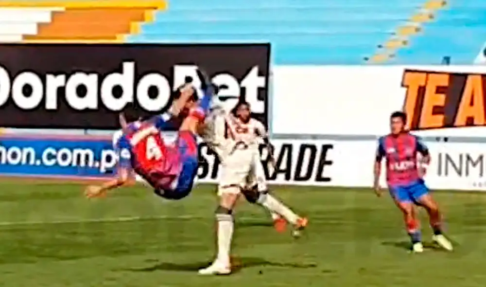 Jonathan Ávila fue amonestado con la tarjeta amarilla por una imprudente acción. Foto: GolPerú Jonathan Ávila fue amonestado con la tarjeta amarilla por una imprudente acción. Foto: GolPerú