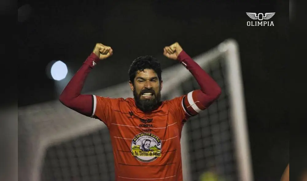Sebastián Abreu anotó vía penal al minuto 93. Foto: Olimpia