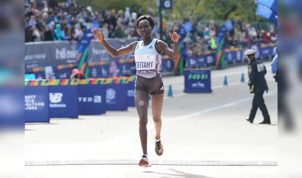 Mary Keitany comenzó las pruebas de fondo tras el nacimiento de su primer hijo en 2008. Foto: AFP/Timothy A. Clary/AFP