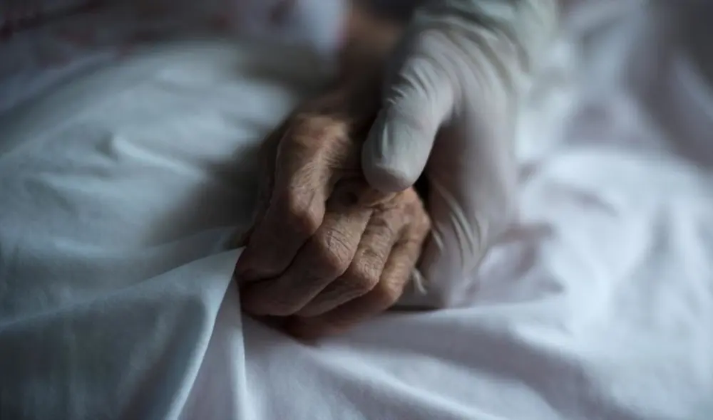 La mujer, que padecía de una enfermedad incurable desde los 14 años, contó a El País que quería ser asistida en la eutanasia. Foto: referencial.