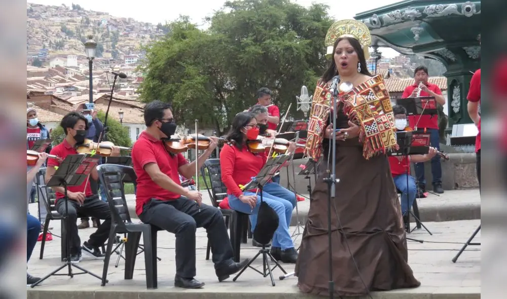 Gladis Huamán se hizo presente en la emblemática Plaza Mayor de Cusco. Foto: La República / Luis Álvarez